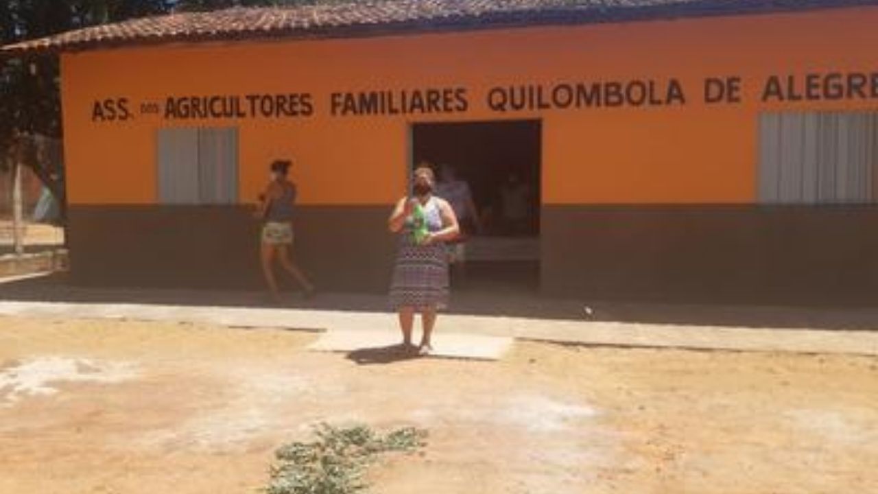 Incentivo ao desenvolvimento de habilidades das famílias quilombolas da comunidade do Alegre
